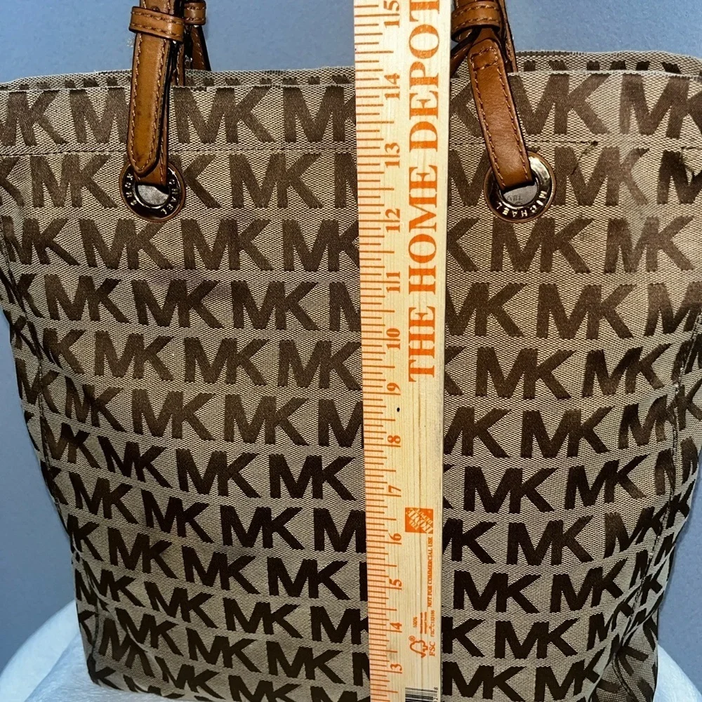 Michael Kors Jet Set North South Size Large Tote bag Shoulder Bag